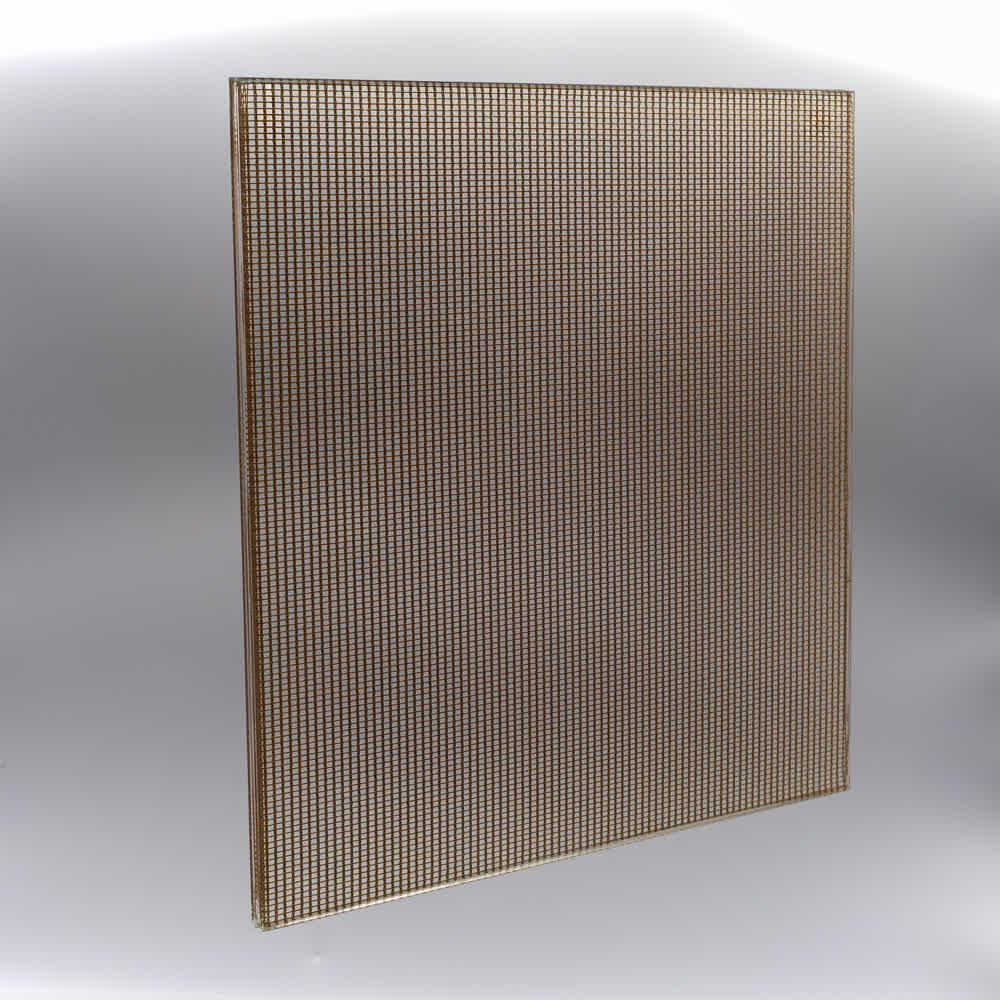 laminated glass with mesh inside